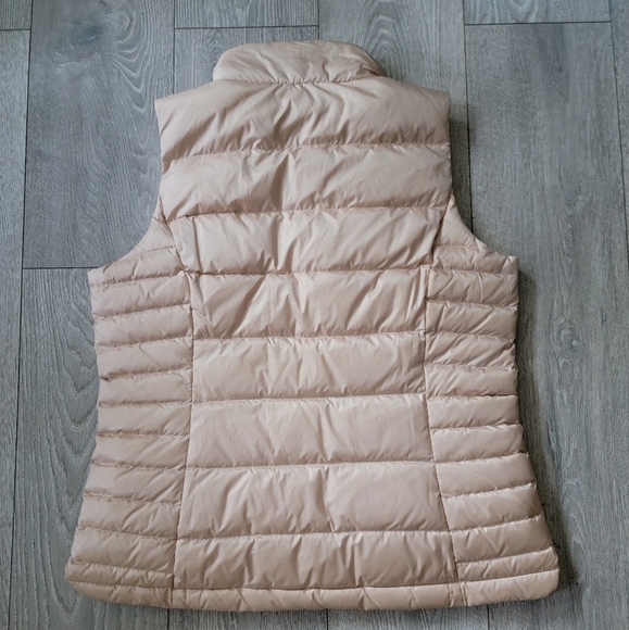 Land's End Down Vest - Picture 2 of 4